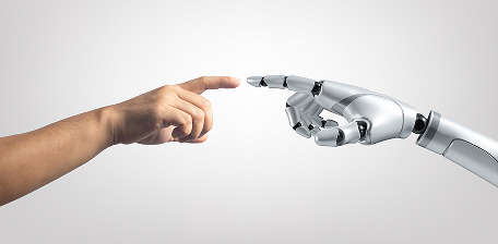 Mano de humano y mano de robot